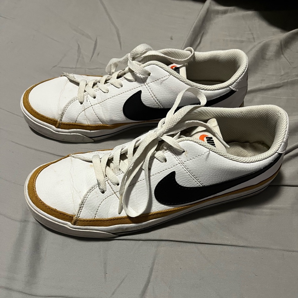 Nike Court Legacy White